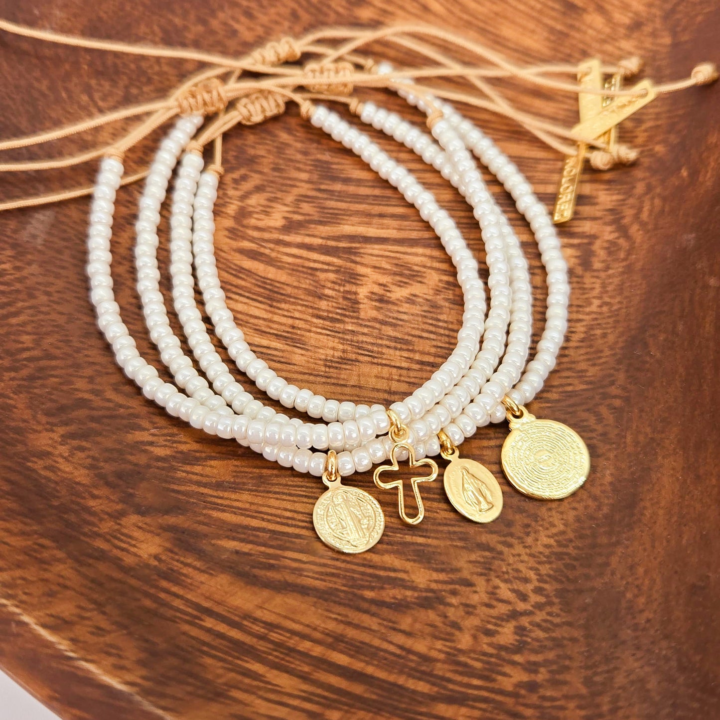 Set Alaia